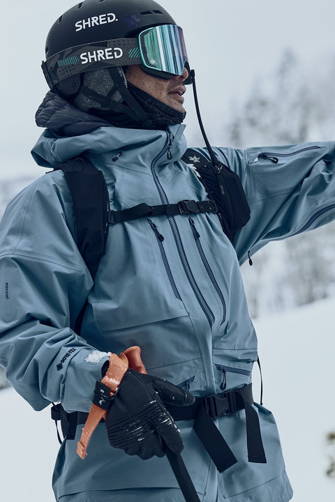 G06301 / GW06301 GORE-TEX 3L Work Pocket Jacket 착용 이미지